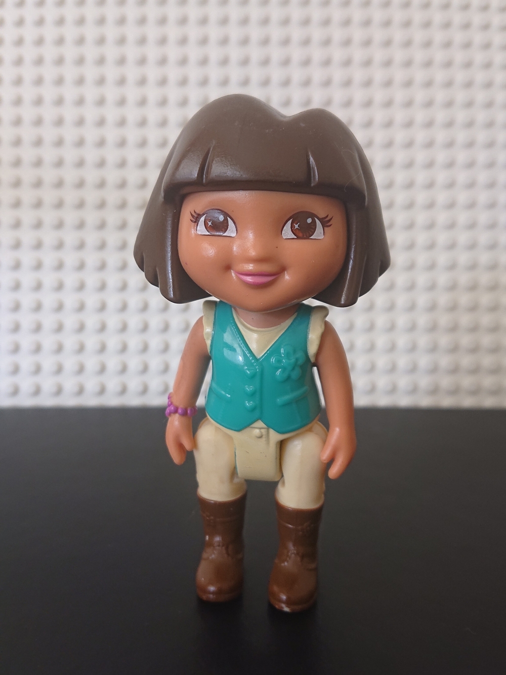 2012 Mattel Viacom - Dora The Explorer 4" Figure - Teal Horse Riding Outfit